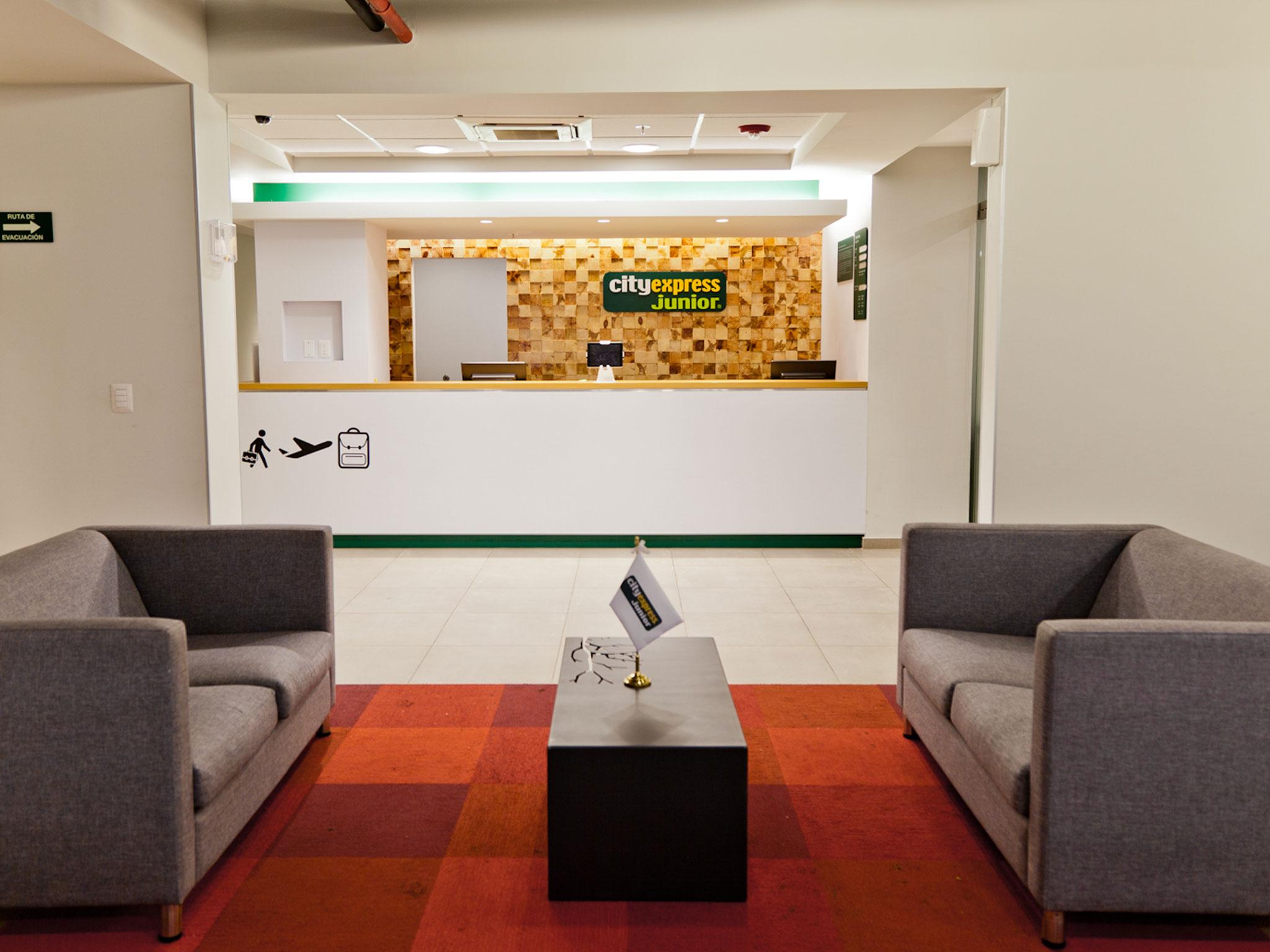 City Express Junior By Marriott Puebla Angelopolis Exteriör bild