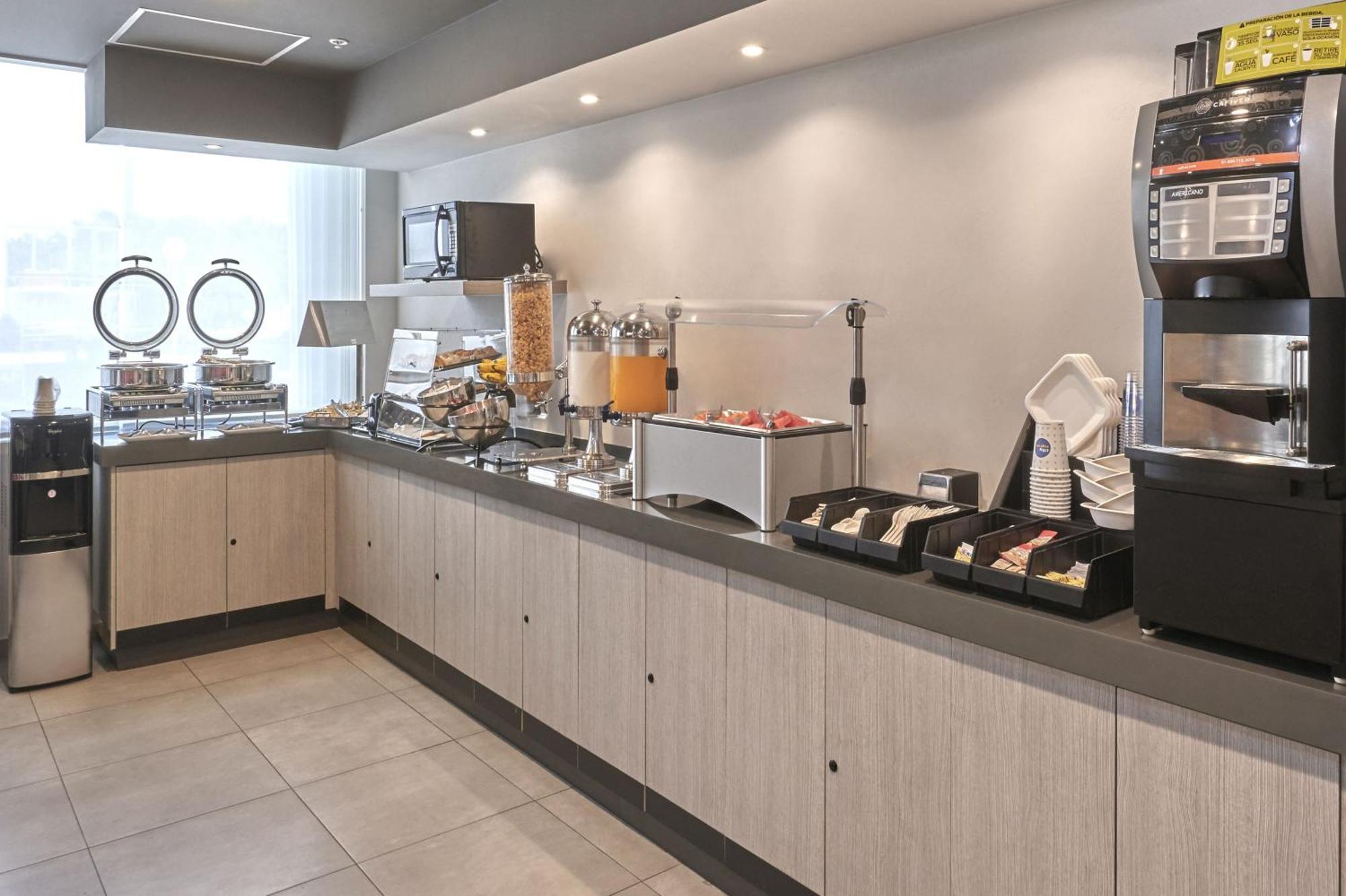 City Express Junior By Marriott Puebla Angelopolis Exteriör bild